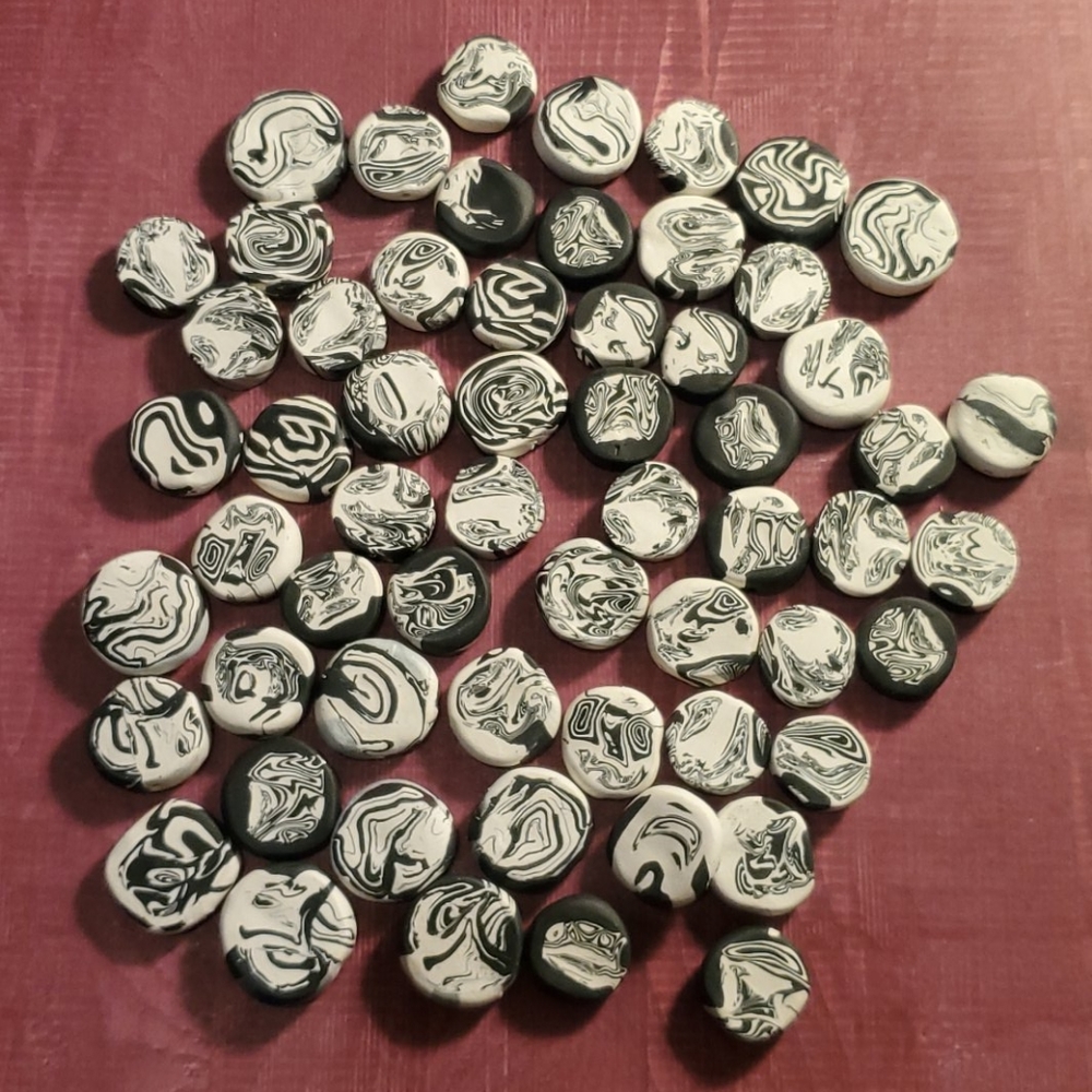 🔥3 for$9🔥59 Black & White Swirl Polymer Bead lot